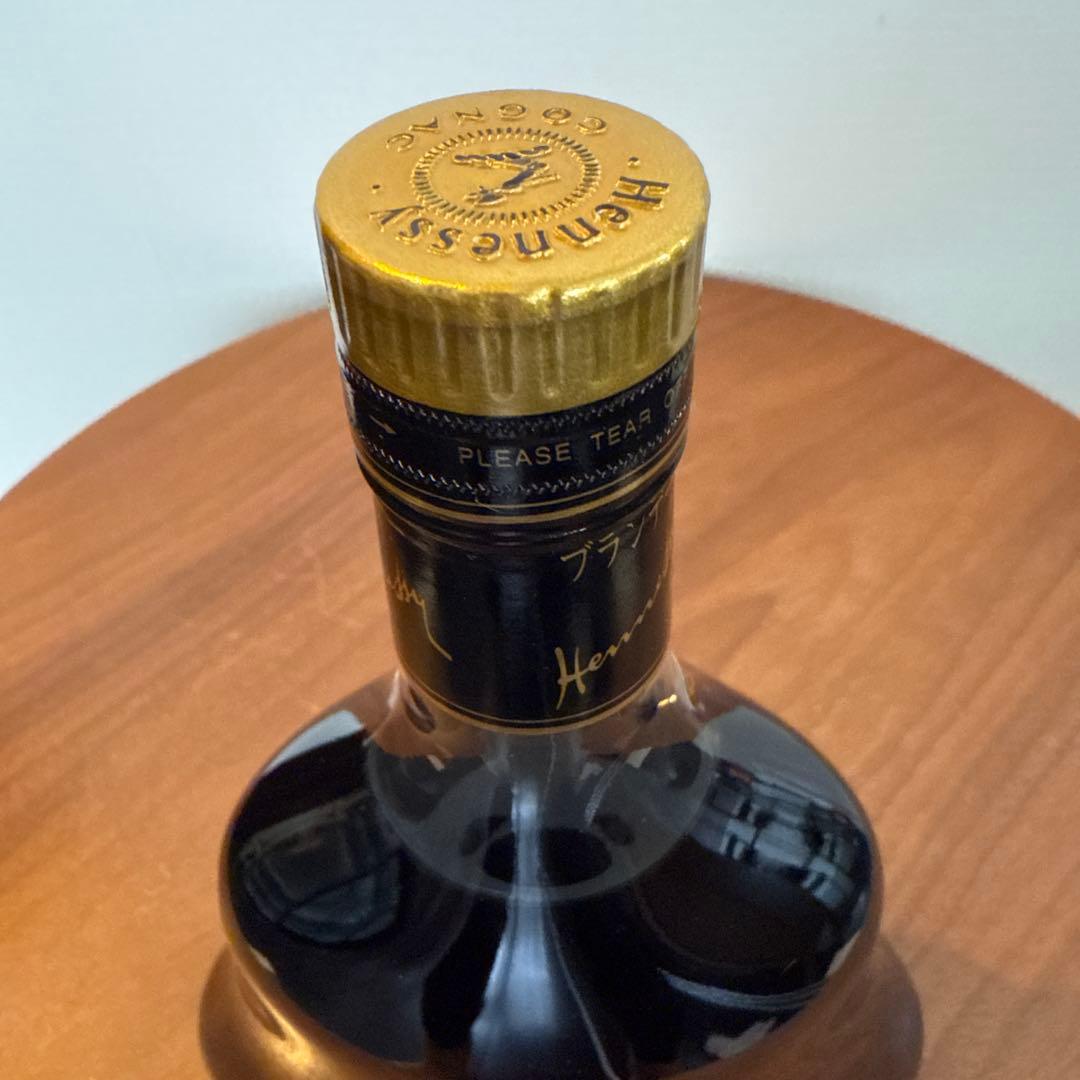 【極美品・箱付】ヘネシー XO 金キャップ クリアボトル 700ml 未開栓