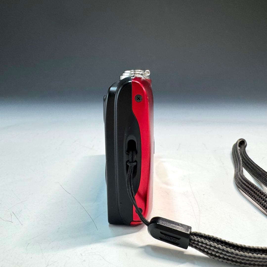 Nikon ニコン　デジタルカメラ COOLPIX　クールピクス A100 赤