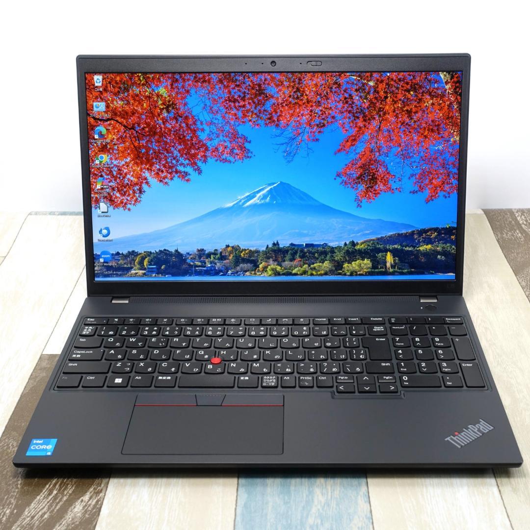 未使用に近いレベルの極美品✨１０コアの１２世代コアｉ５に超高速ＳＳＤ✨ＩＰＳ液晶