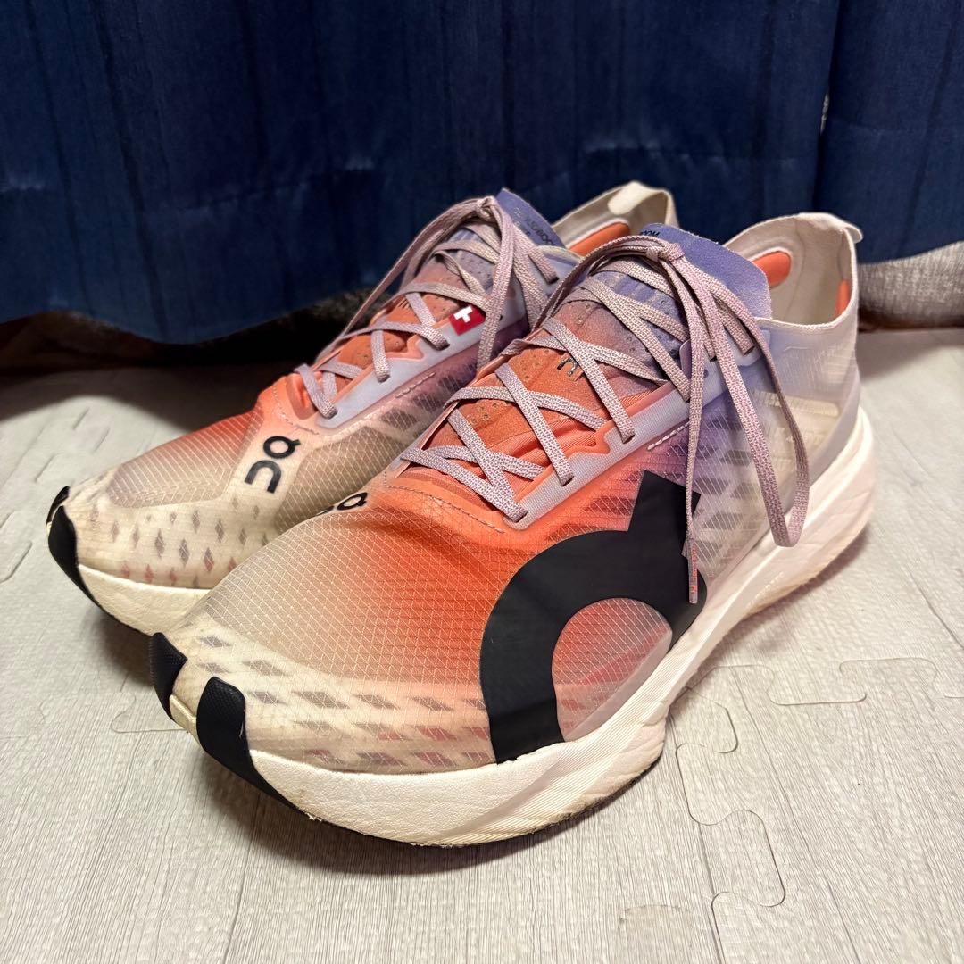 スパイク・シューズ On cloudboom Strike / 27.5cm