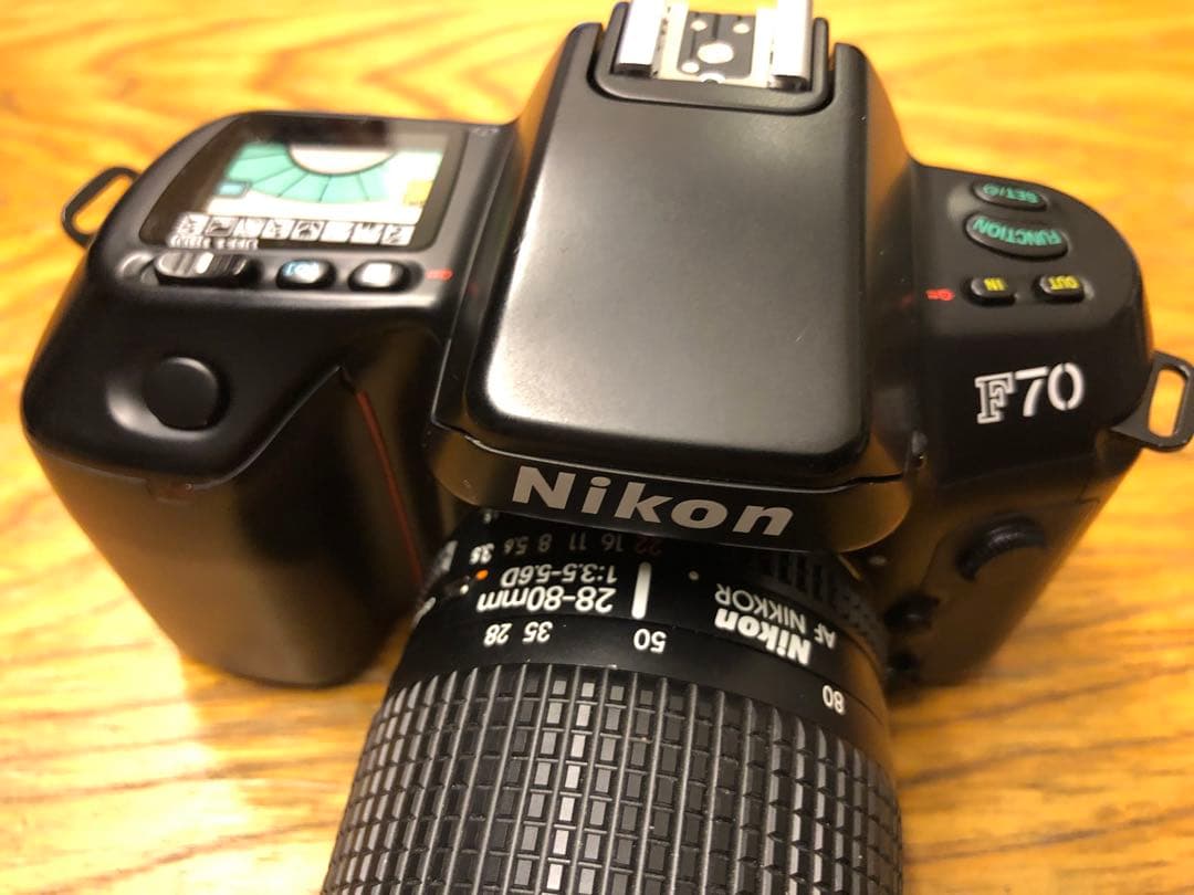 Nikon一眼レフカメラです。