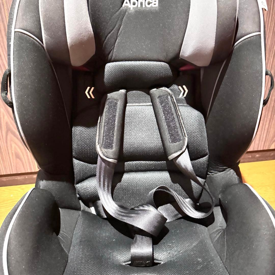 Aprica チャイルドシートISOFIX form fit フォームフィット