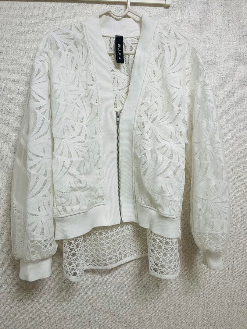 AULA AILA ホワイトレースブルゾン　日曜までSALE