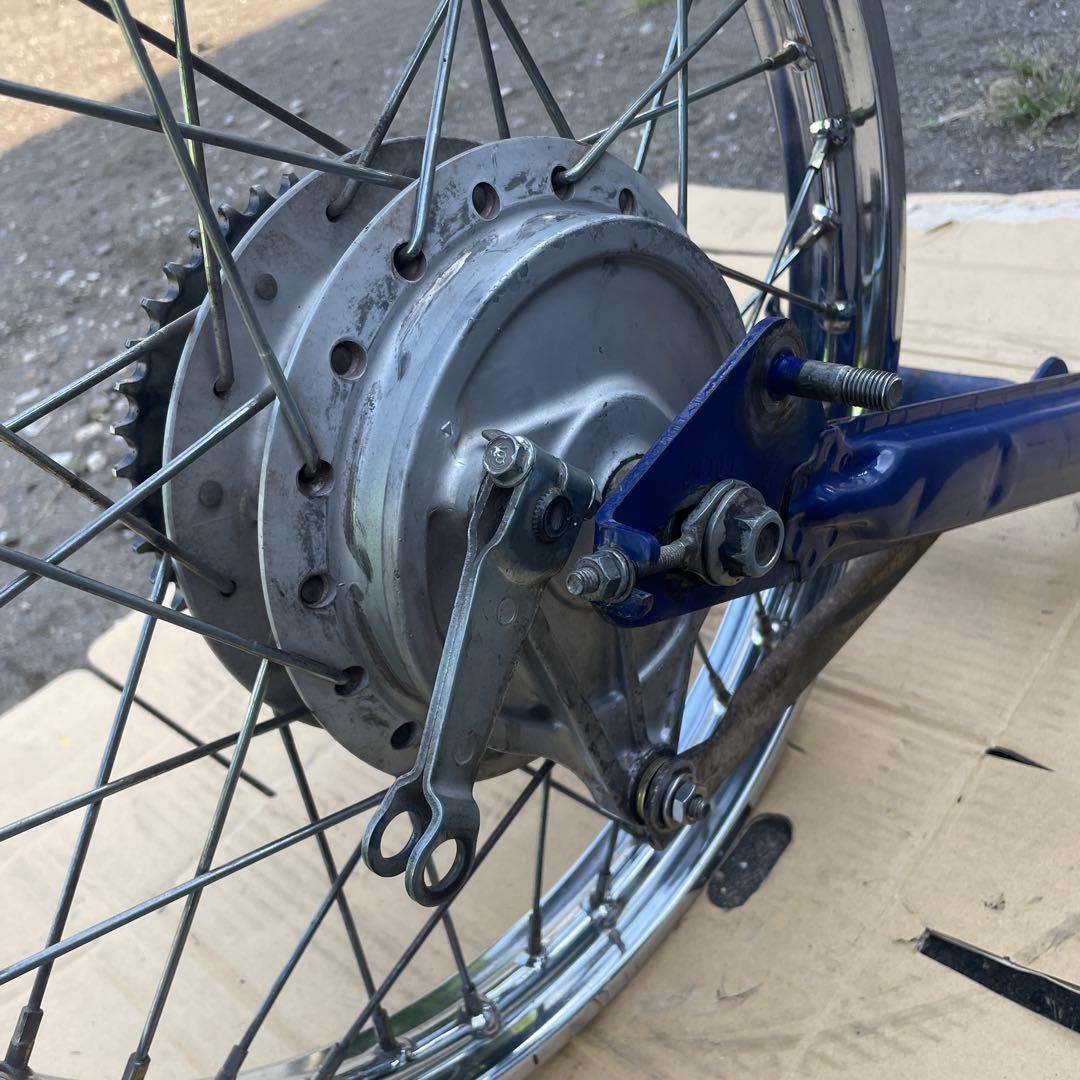 ホンダ純正　スーパーカブ　プレスカブ　デカドラム　スイングアーム