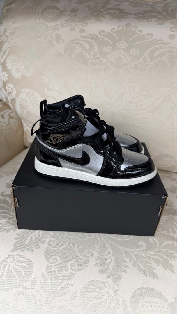 Nike Air Jordan 1 ブラック/シルバー