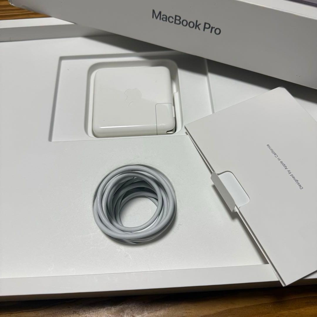 Apple MacBook Pro 2019 i9 16インチ 1TB 16GB