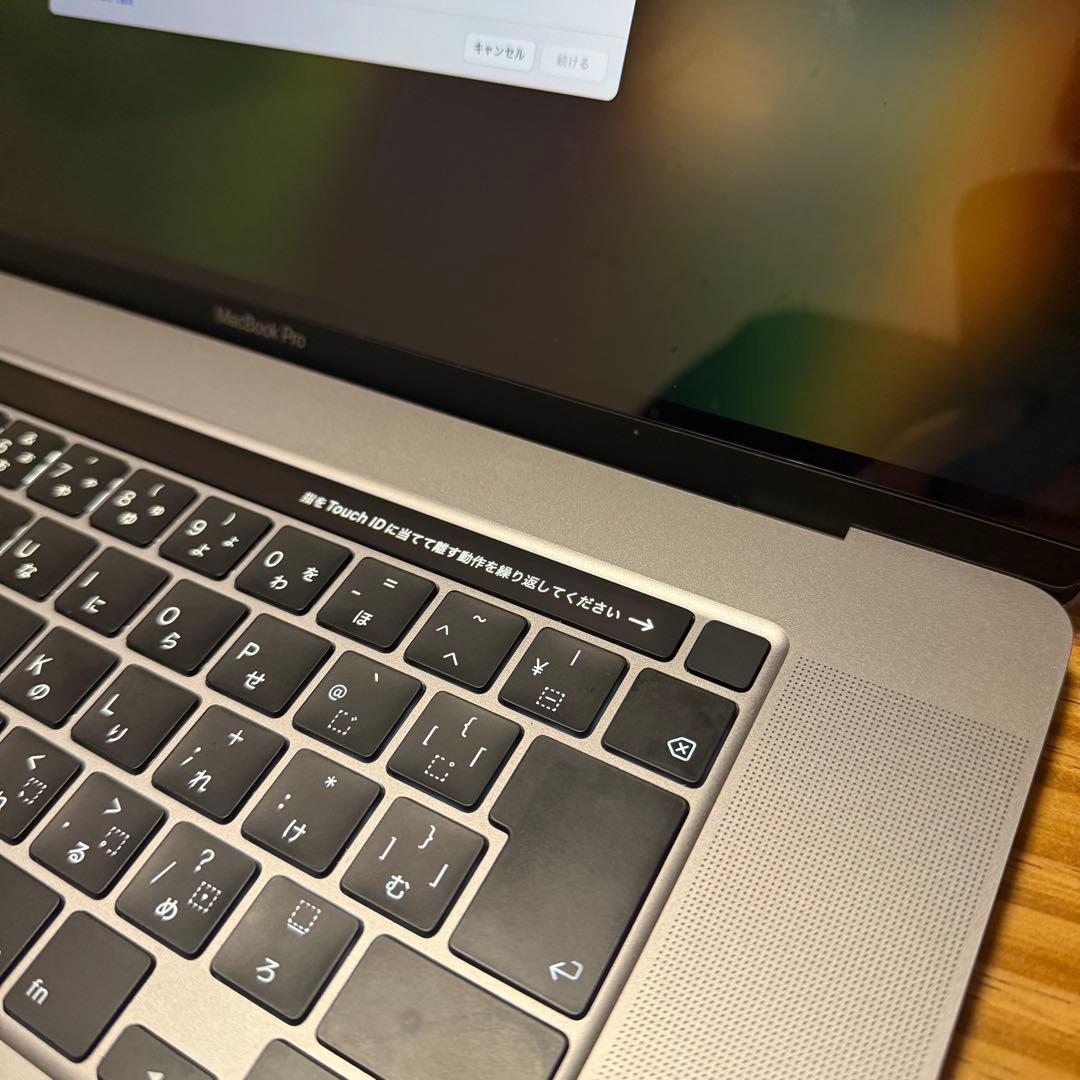Apple MacBook Pro 2019 i9 16インチ 1TB 16GB