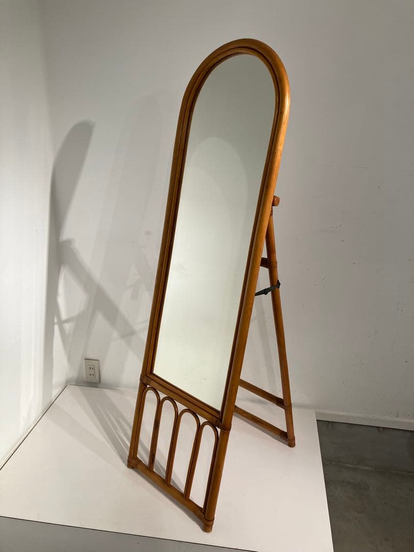 オールド　ラタン　スタンドミラー、折りたたみ、レトロ、和モダン、姿見、鏡、