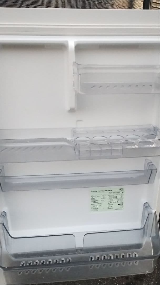 近隣地域無料配送★自動製氷機能付き2019年製★アクア3ドアノンフロン冷凍冷蔵庫