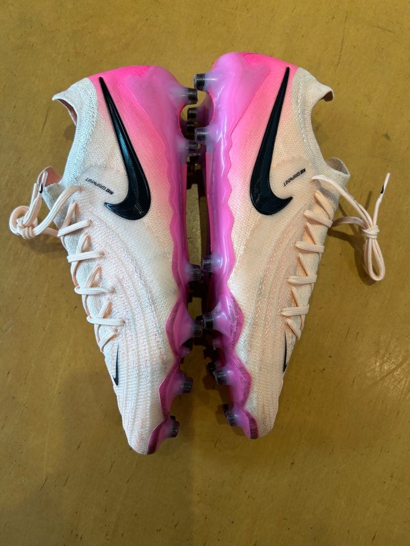 Nike サッカーシューズ ファントムGX2エリート