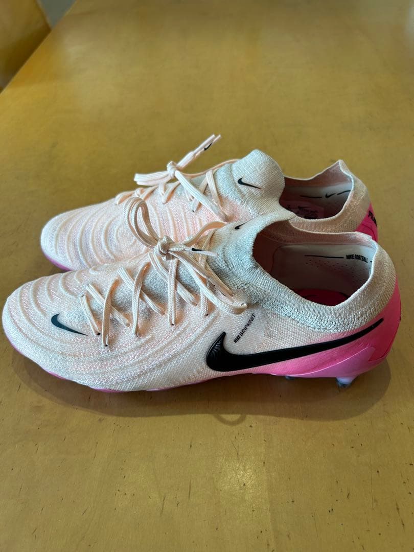 Nike サッカーシューズ ファントムGX2エリート