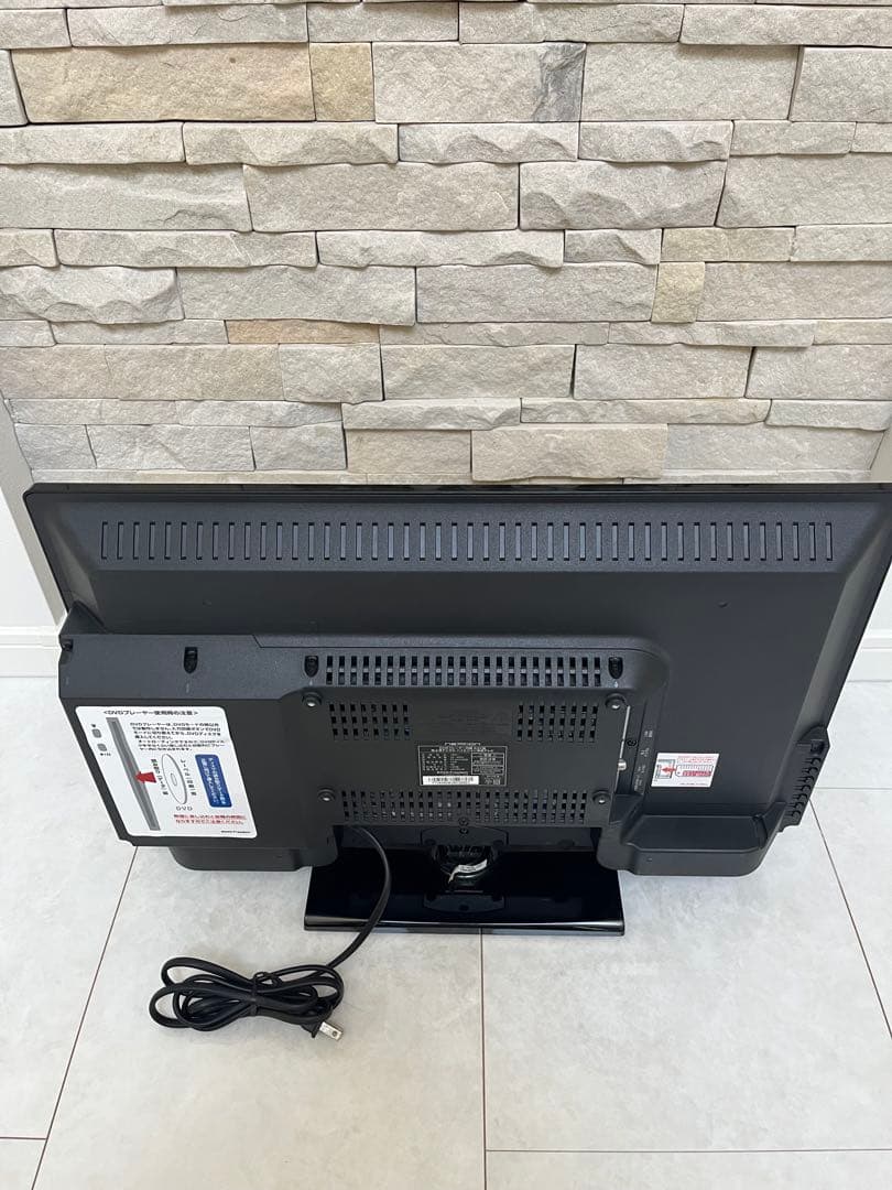 nexxion 24V型 液晶テレビ DVDプレーヤー内蔵 20年製 リモコン付