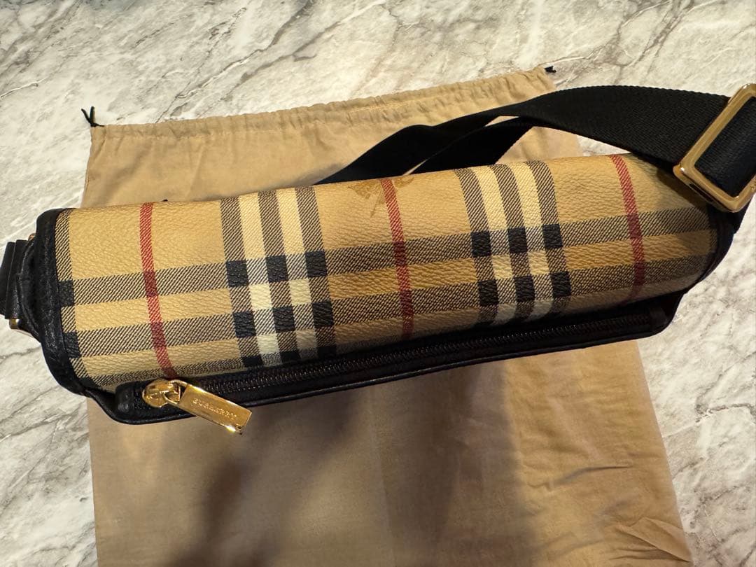 Burberry London ブラック ショルダーバッグ