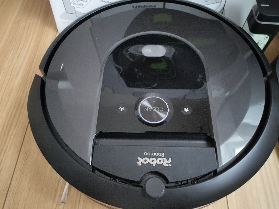 【美品】iRobot Roomba i7+ ルンバ 自動ゴミ収集機付き