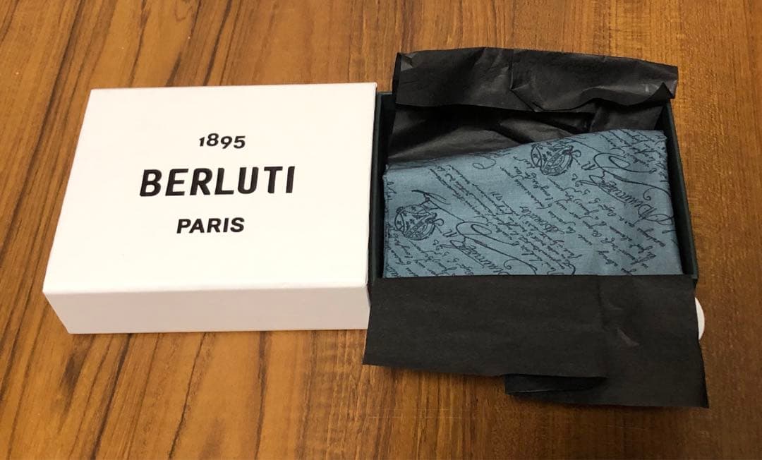 【未使用品】ベルルッティ Berluti シルク ハンカチ