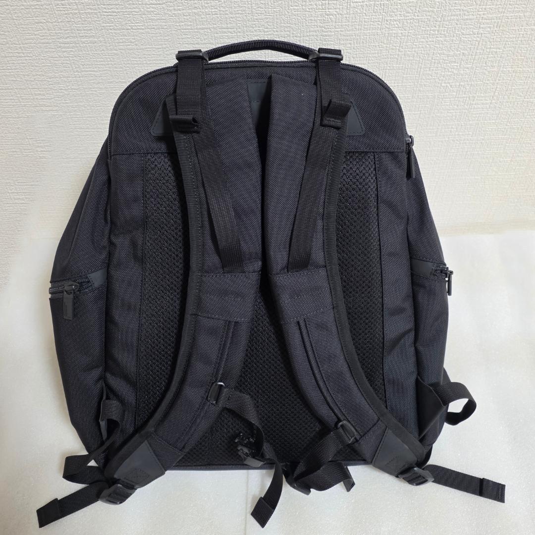 モノリス バックパック ストレージ 黒 M デイパック