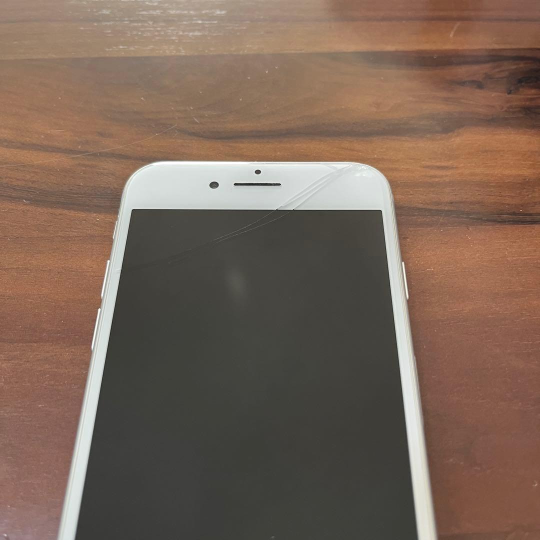 【ジャンク品】Apple iPhone 8 64GB シルバー