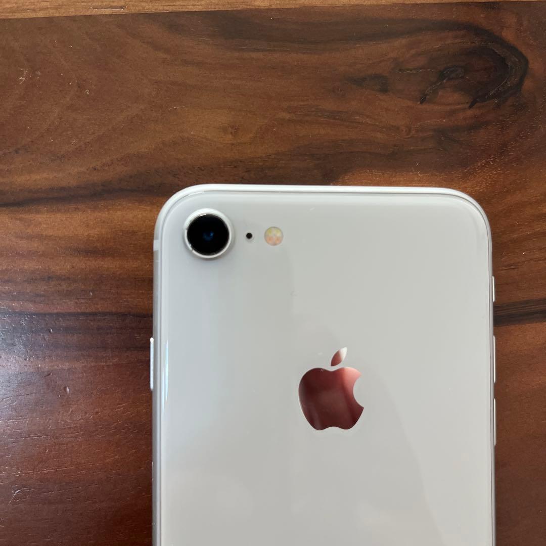 【ジャンク品】Apple iPhone 8 64GB シルバー