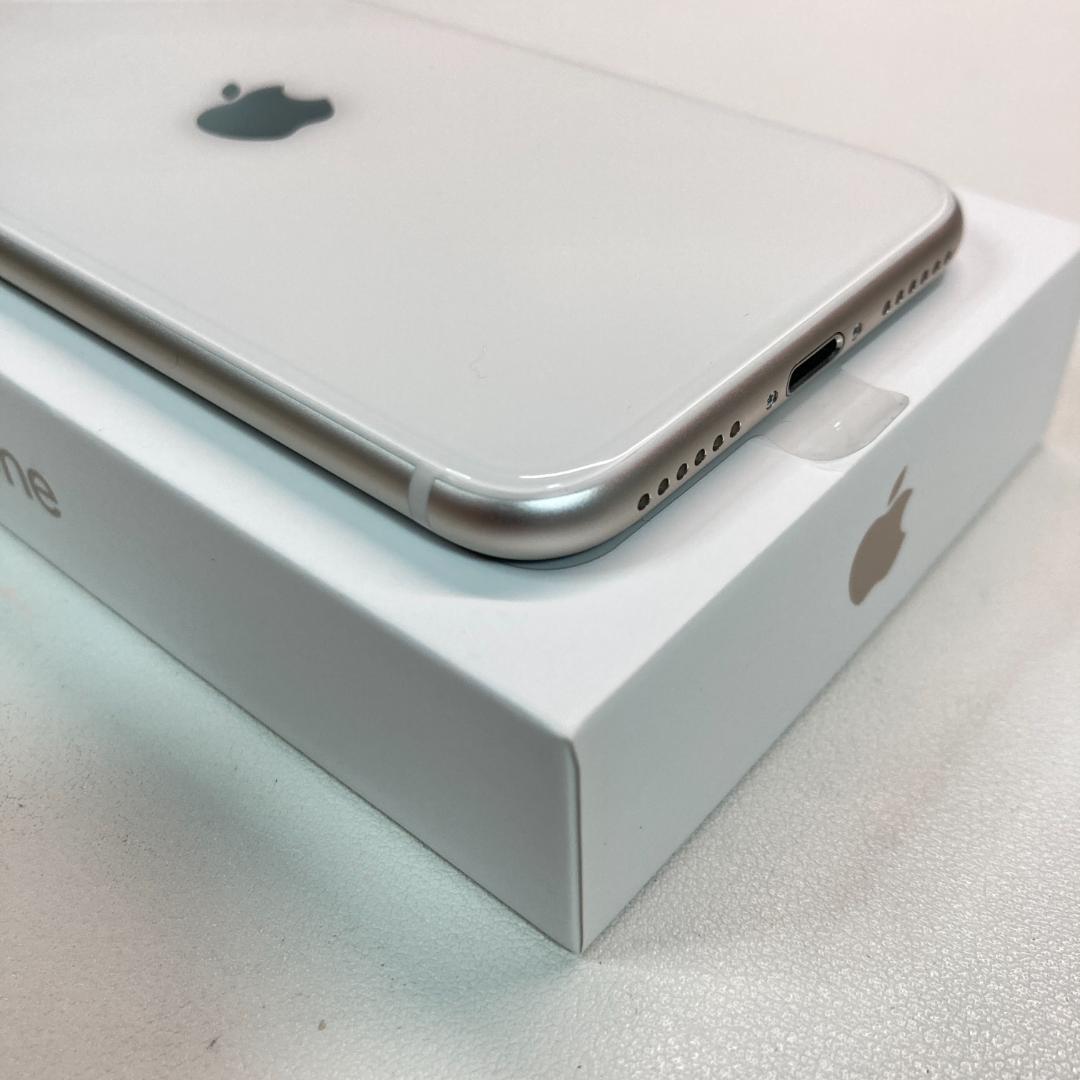 iPhoneSE3 64gb【極美品☆新品バッテリー】