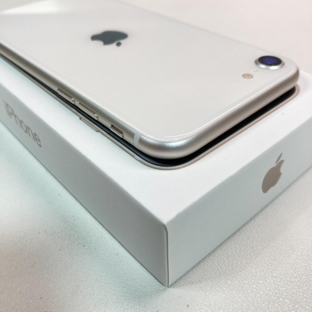 iPhoneSE3 64gb【極美品☆新品バッテリー】