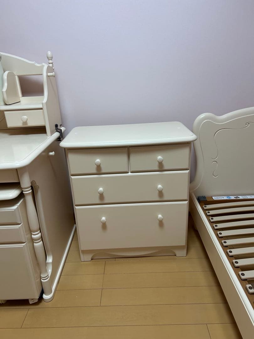 カリモク　ミニチェスト　アイボリー