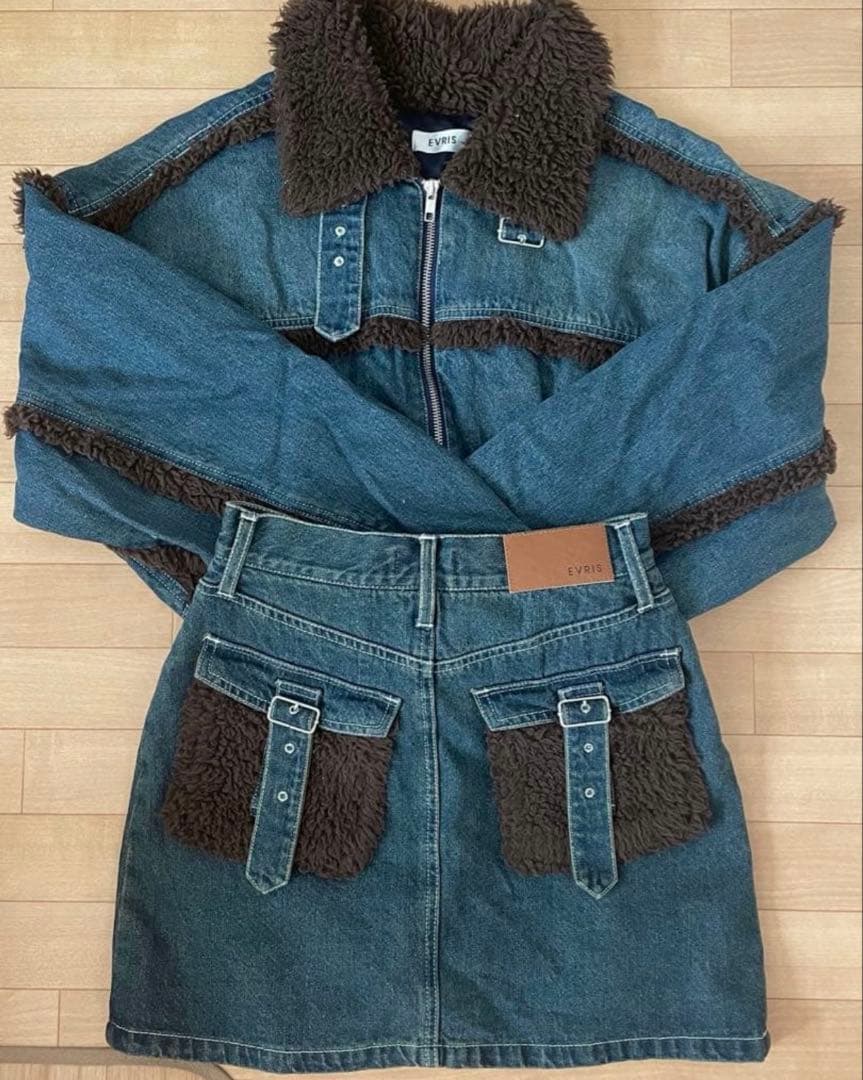 EVRIS デニムボア ブルゾン＆ミニスカート (セットアップ)