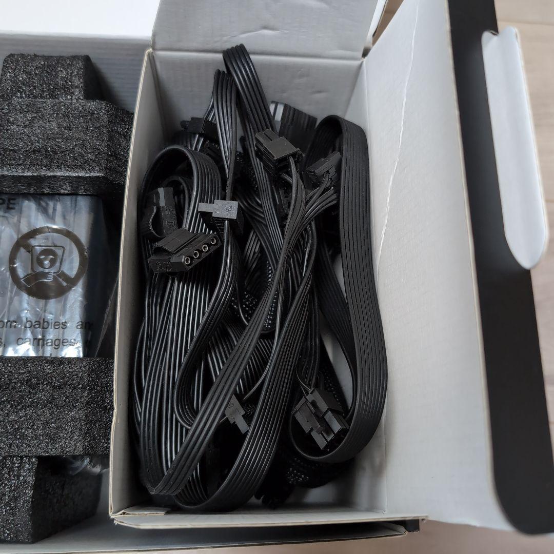 Corsair RM850 850W 電源ユニット