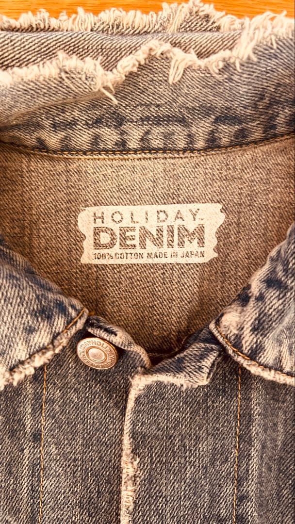 holiday ダメージデニムジャケット
