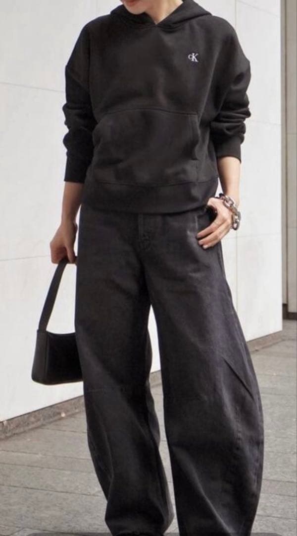 apstudio ブラック パーカー