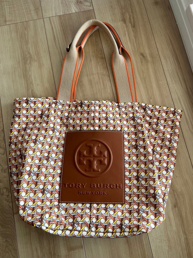 トリーバーチ　ナイロントートバッグ