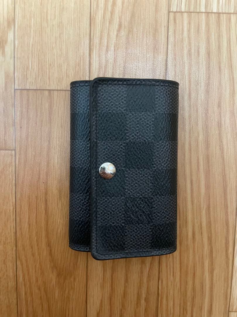 ルイヴィトン　キーケース　ダミエ