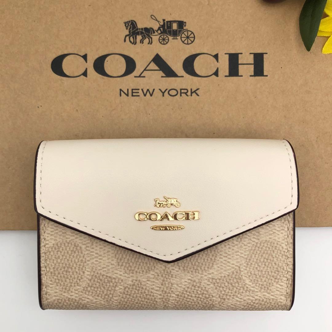 COACH ★大人気★ フラップ カードケース シグネチャー チョーク 新品