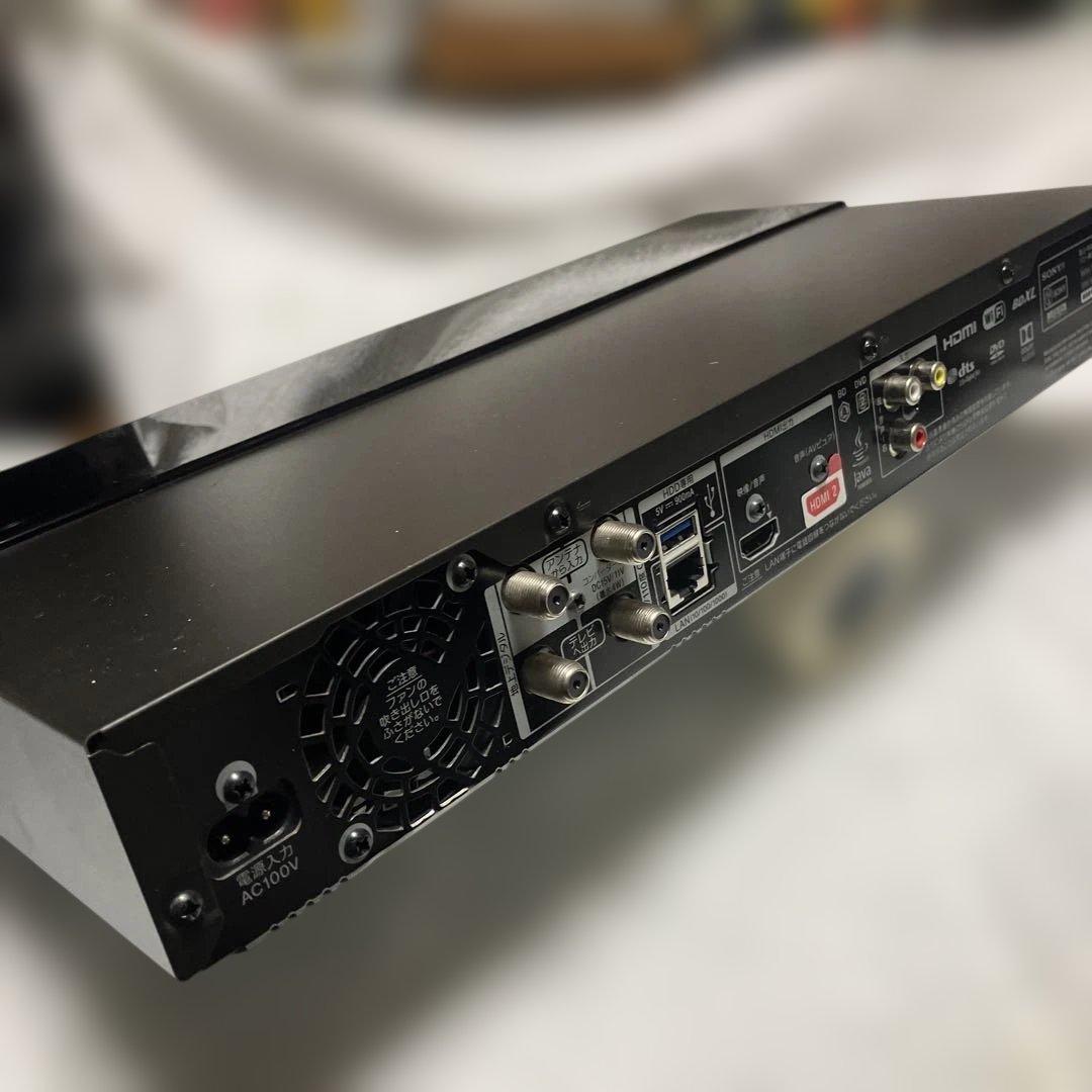 き*こ様 SONY ブルーレイレコーダー 本体付属リモコン、接続コード付き