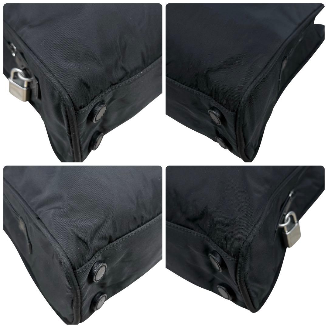 【美品】PRADA プラダ 南京錠付き トートバッグ 三角ロゴ ブラック 白タグ