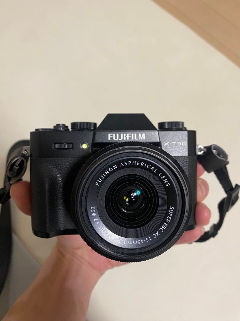 FUJIFILM X-T30 ミラーレス一眼 15-45mmレンズ付き