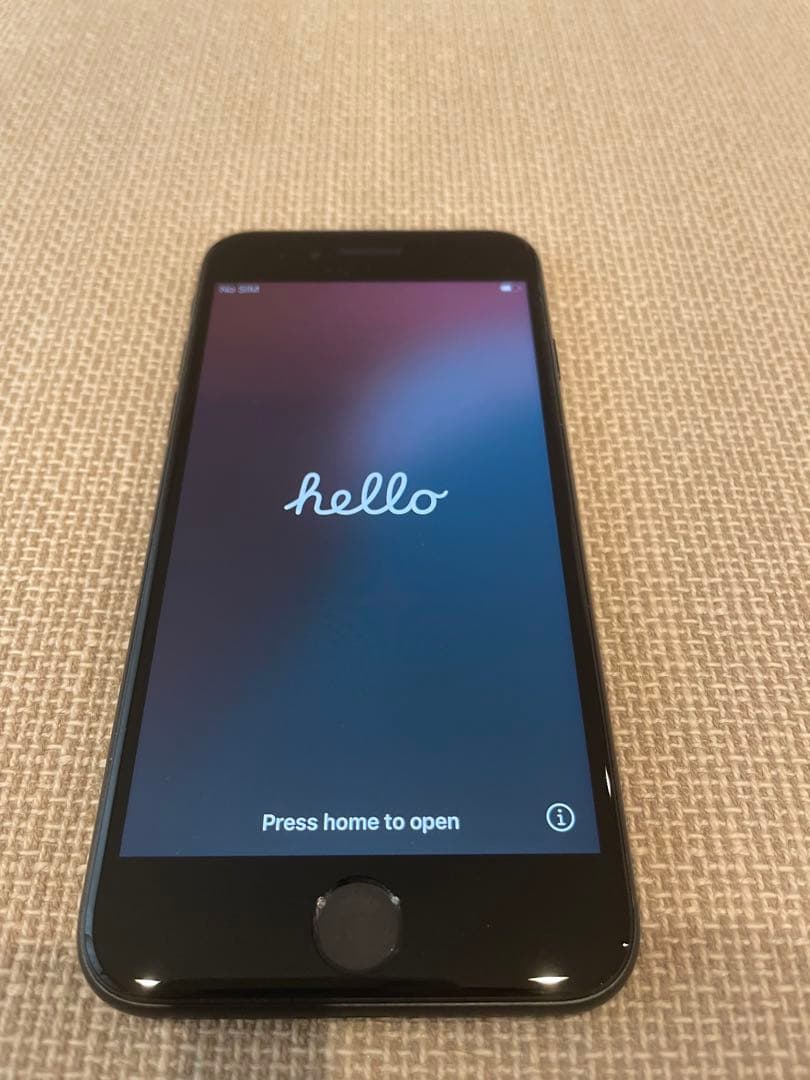 Apple iPhone SE (第二世代）本体