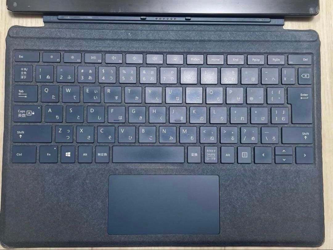 Surface Pro 7 256GB 本体、キーボード、ペン付属