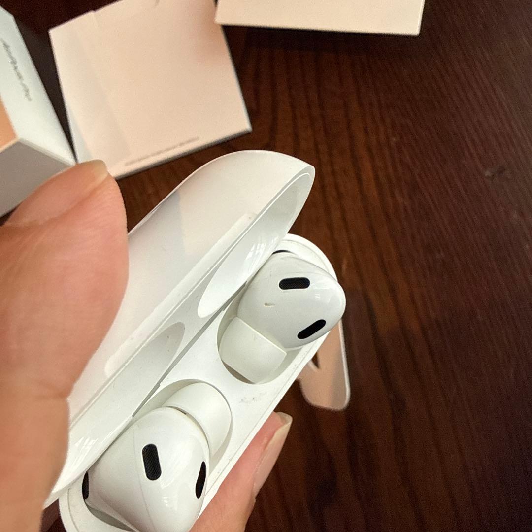 【はるさん専用】AirPods Pro 第2世代 Lightning
