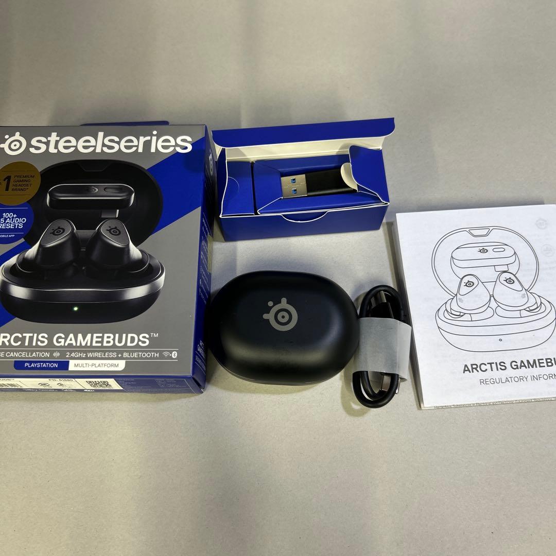 イヤホン 505601 SteelSeries Arctis GameBuds