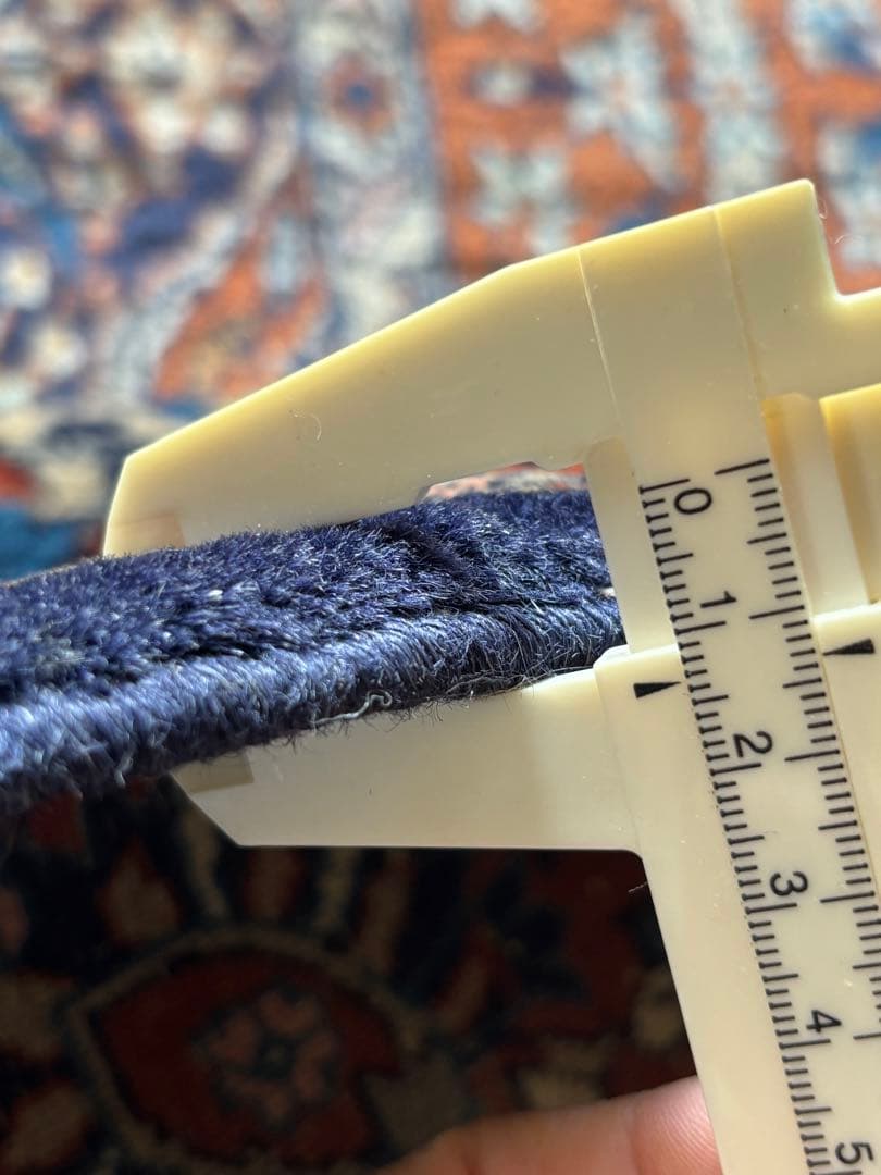 ペルシャ絨毯　ヴィンテージ ラグ　サルーク？