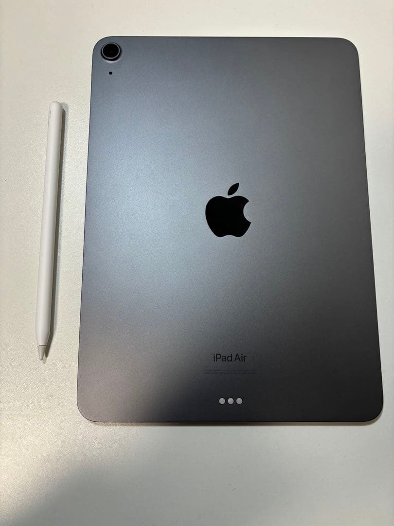 【美品】iPad Air 第5世代 Wi-Fiモデル スペースグレー