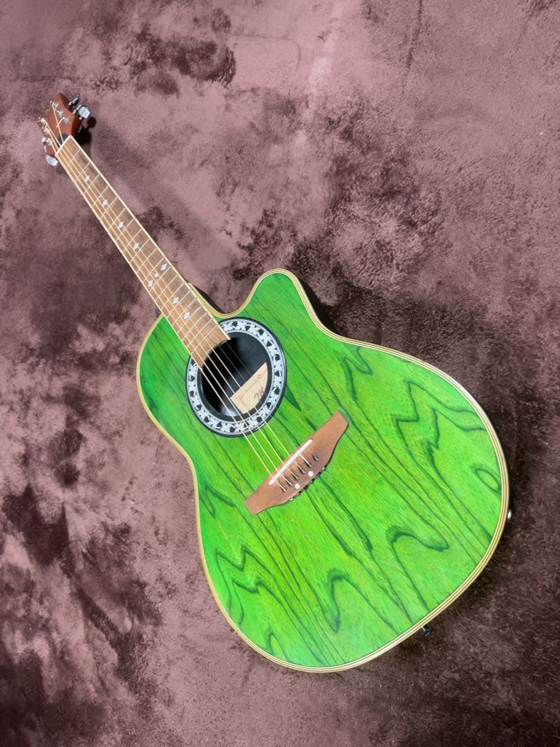 Monsty エレアコ ステージ映えするグリーンのトップ！