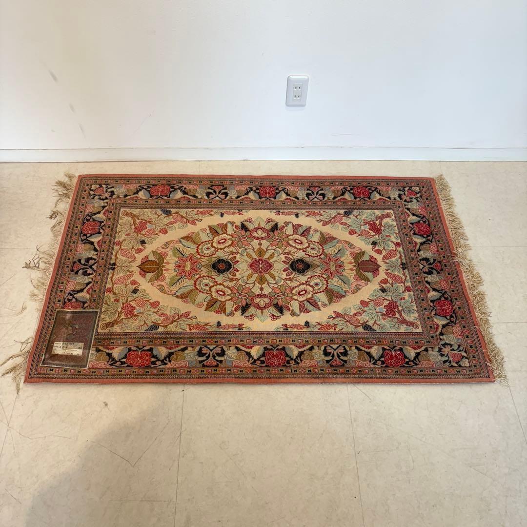 ペルシャ絨毯　コム産　シルク