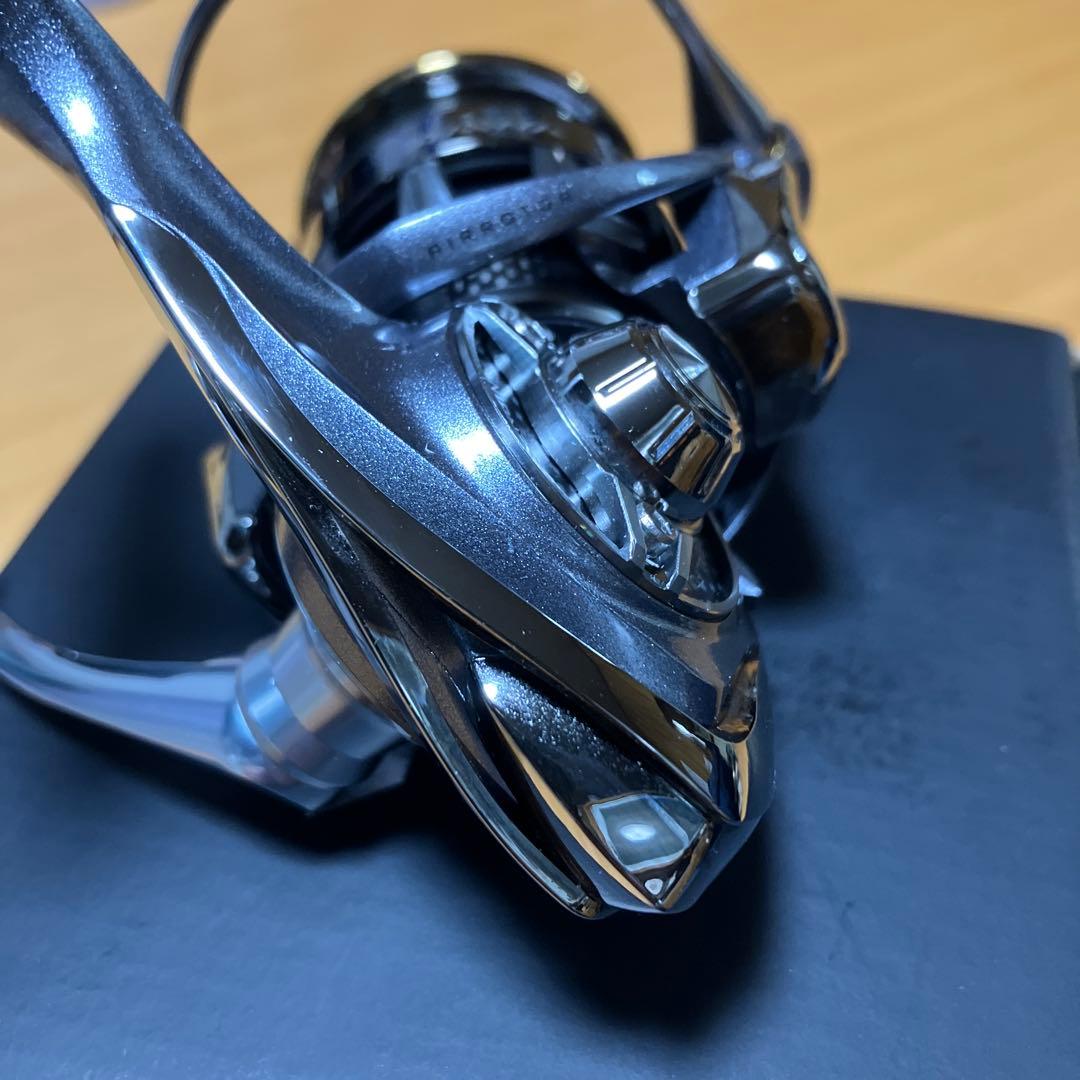 美品 ダイワ 12イグジスト 2004