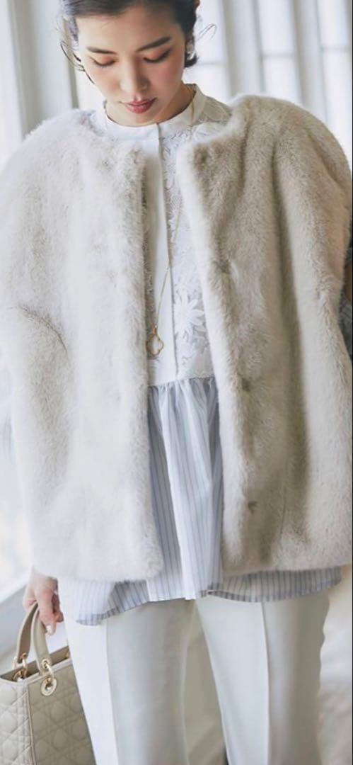 青*魚様 SEVENTEN エコファーポンチョ エクリュ 新品未使用