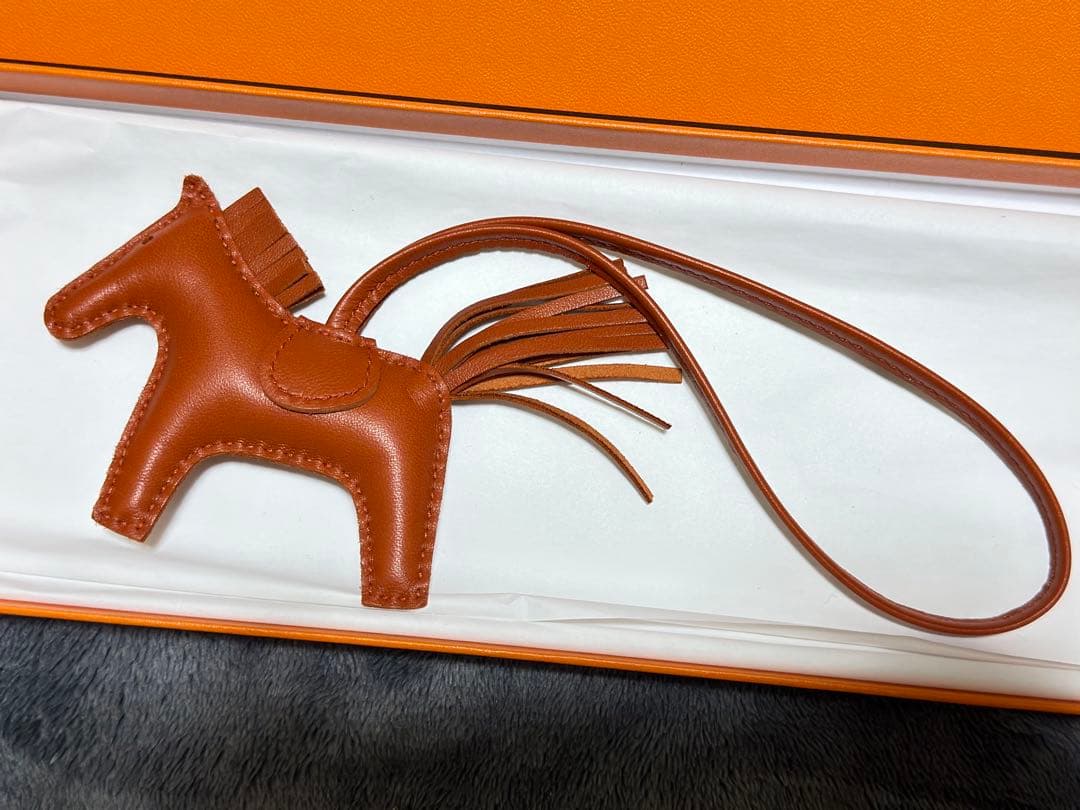 【新品未使用】HERMES ロデオ PM コルナリン Z封印