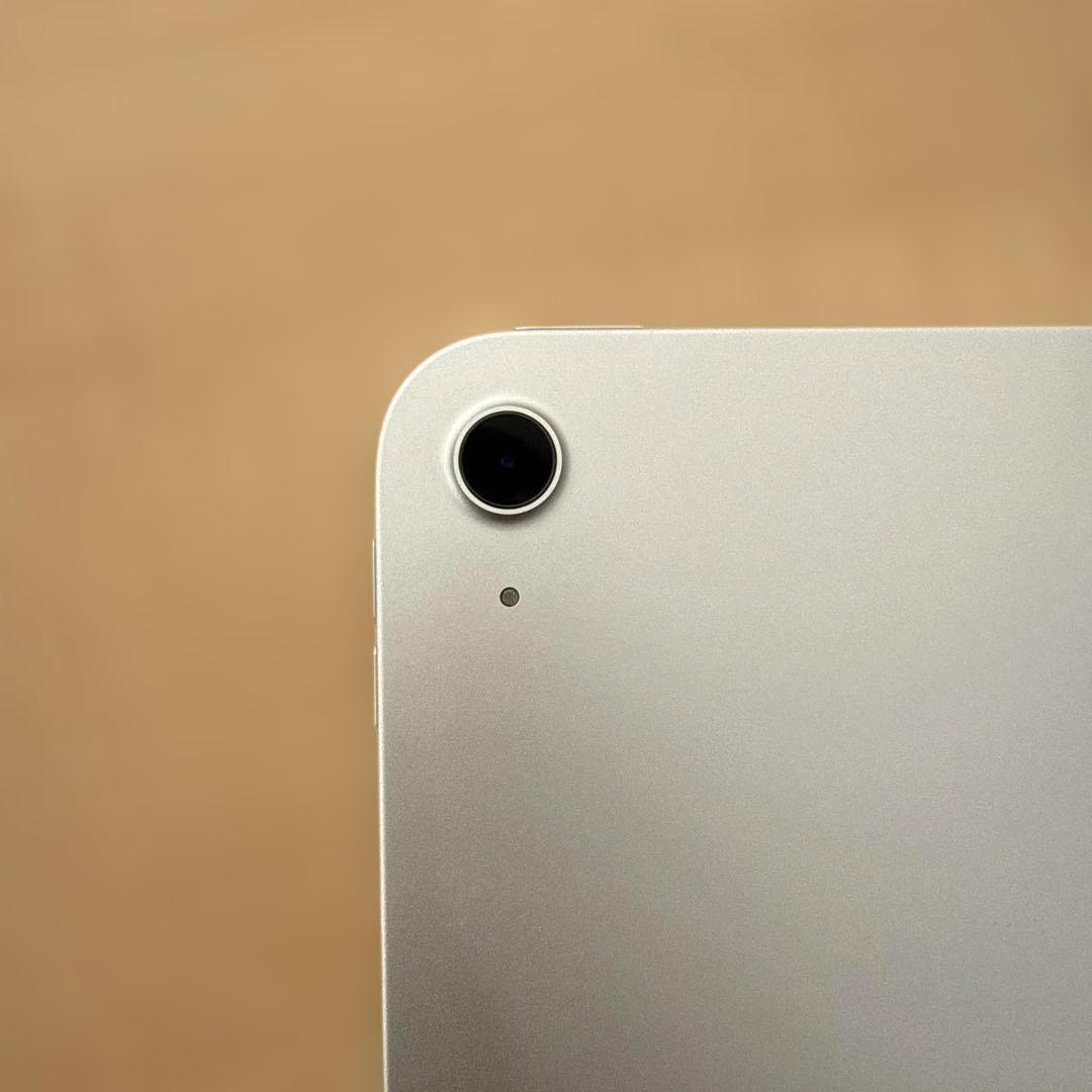 【美品】iPad 第10世代 Wi-Fi 64GB シルバー