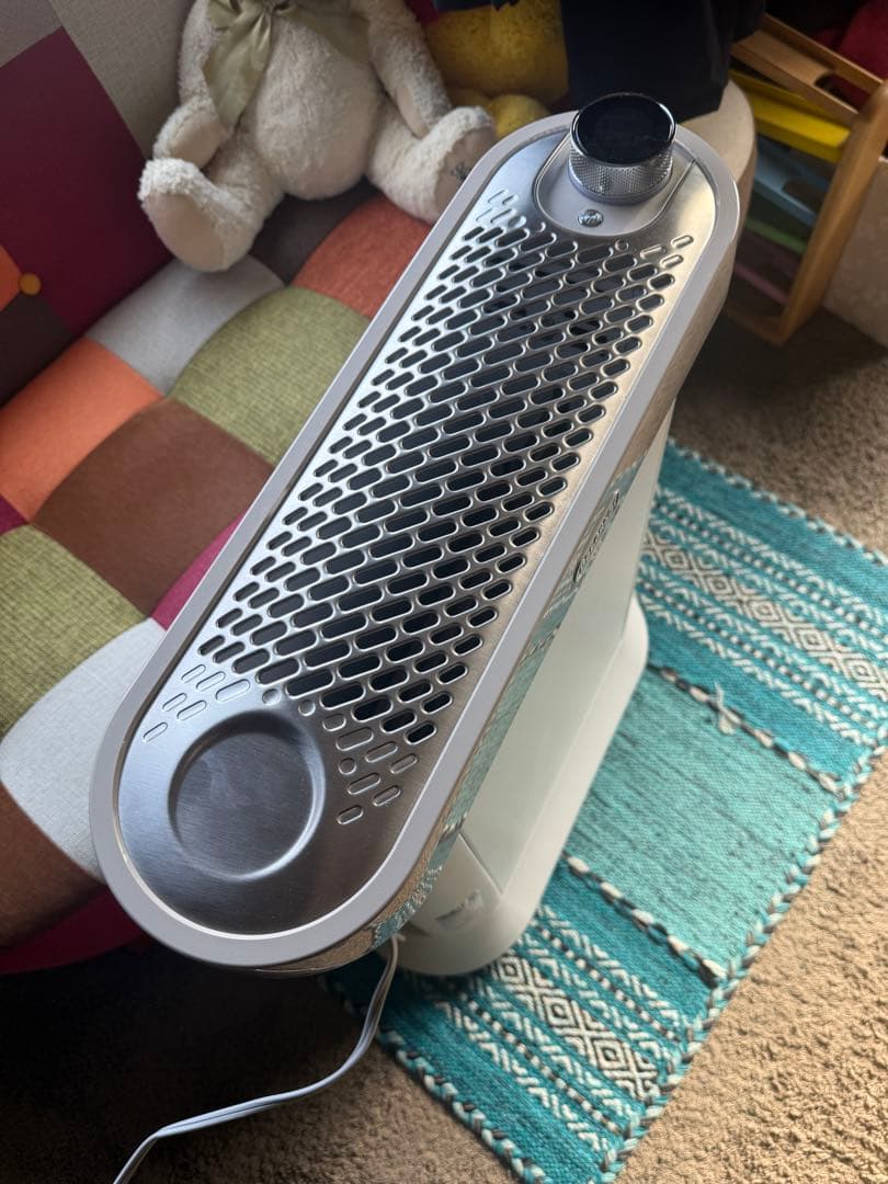 【ほぼ未使用・保証書付】デロンギ マルチダイナミックヒーターIDH15WIFI