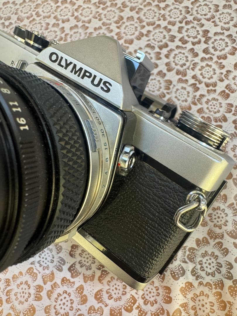 美品　OLYMPUS OM-1 シルバー ボディ