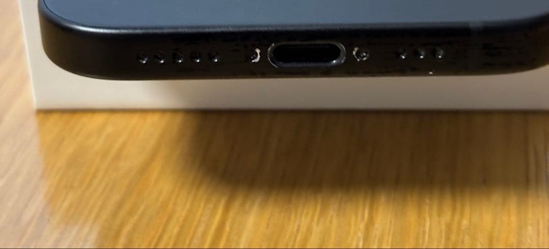 【美品】iPhone 15 ブラック 128GB SIMフリー　付属品、箱あり